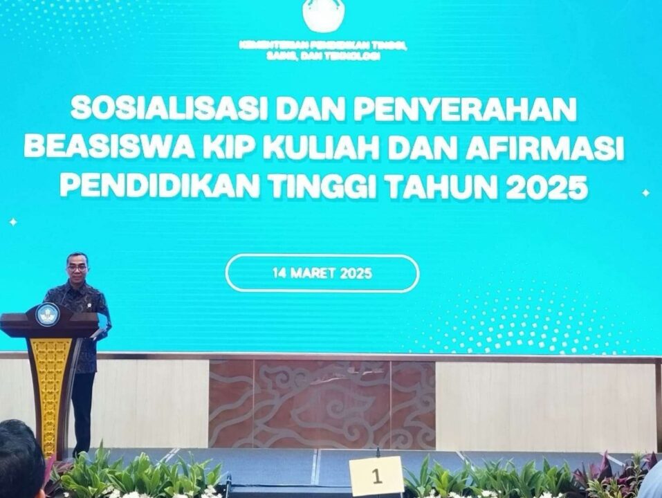 1 Juta Mahasiswa Terima Beasiswa KIP Kuliah 2025