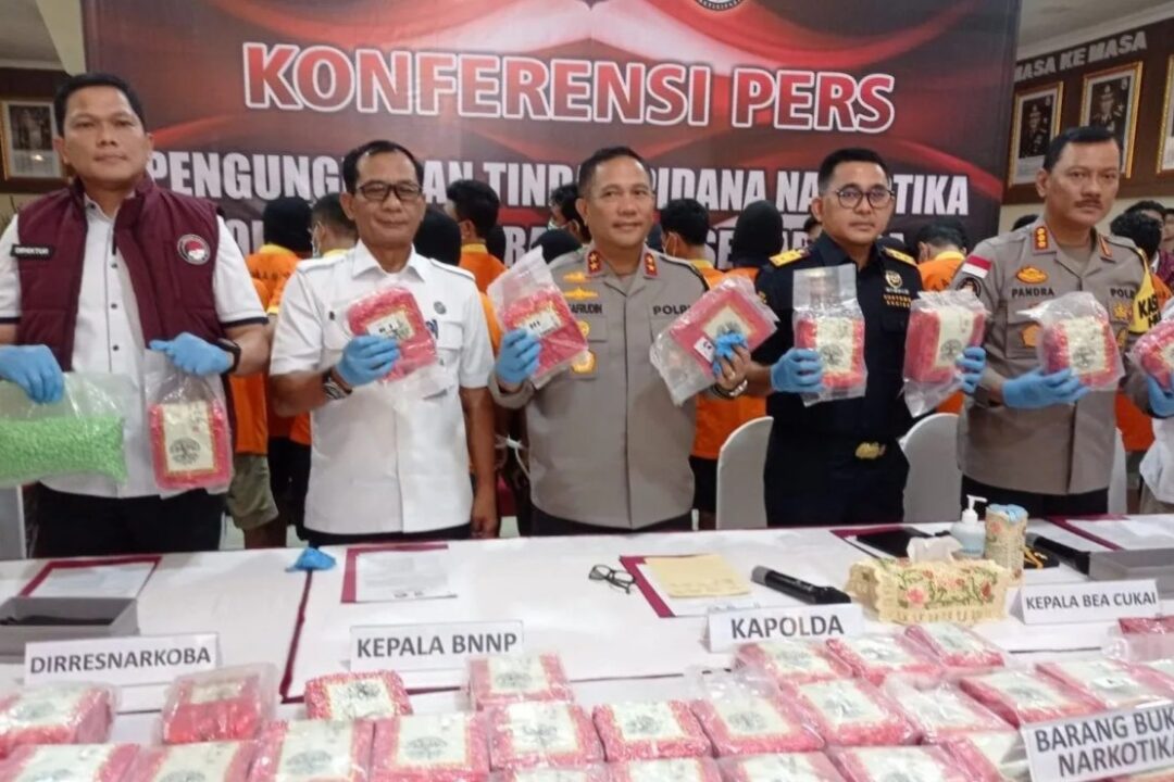 Polda Kepri dan Bea Cukai Batam Gagalkan Penyelundupan 93 Kg Sabu dari Malaysia