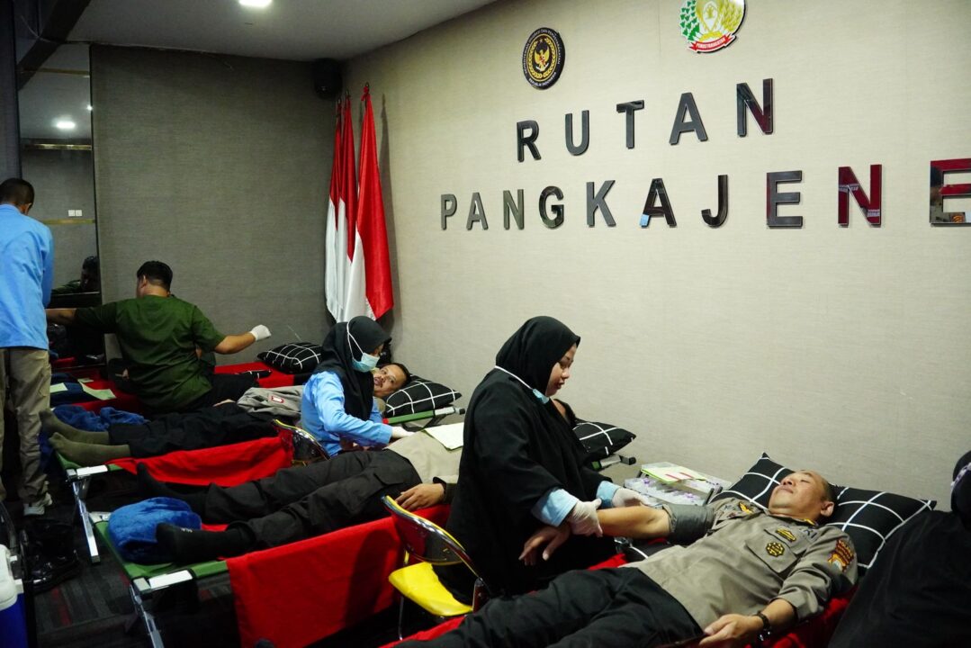 HBP ke-61, Rutan Pangkajene Gelar Donor Darah Bersama TNI-Polri