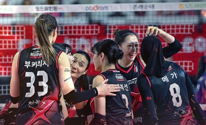 Red Sparks Taklukkan Pink Spiders 3-2, Final Liga Voli Korea Semakin Seru
