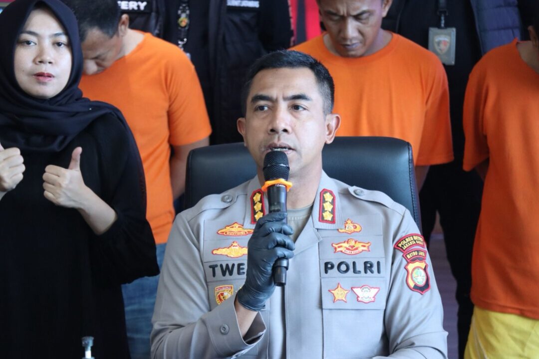 Polres Jakbar Ringkus Komplotan Spesialis Rumah Kosong