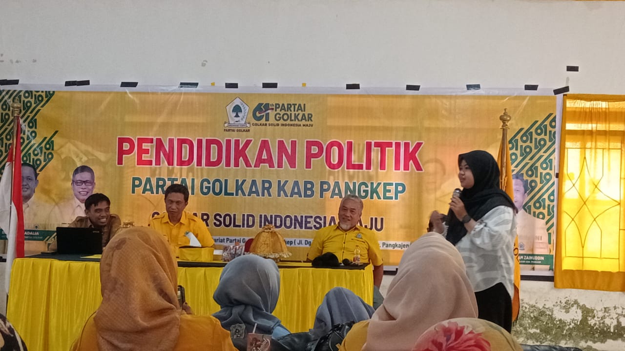 Lewat Pendidikan Politik, PWI Pangkep Ajak Pelajar Pahami Peran Pers dalam Menjaga Demokrasi