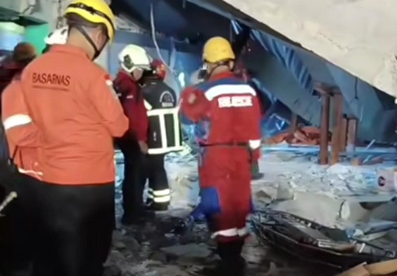 Runtuhnya Bangunan Ponpes Al-Khoziny, 26 Santri Masih Dirawat dan 3 Meninggal