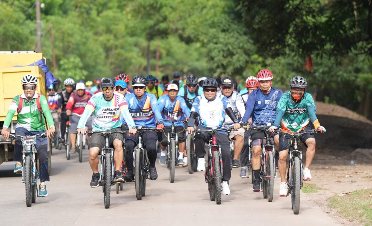 Fun Bike Meriahkan HUT ke-57 PT Semen Tonasa