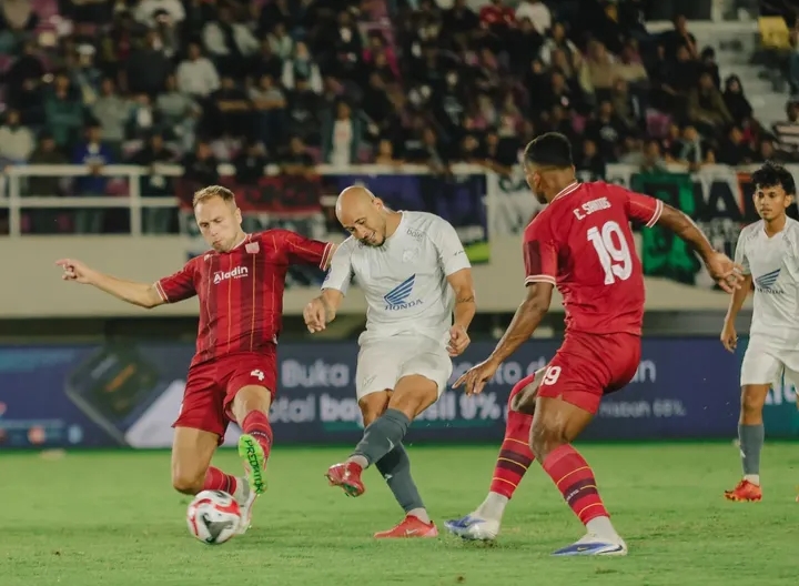 Gol Injury Time Alex Tanque Antar PSM Curi Poin Penuh dari Persis Solo