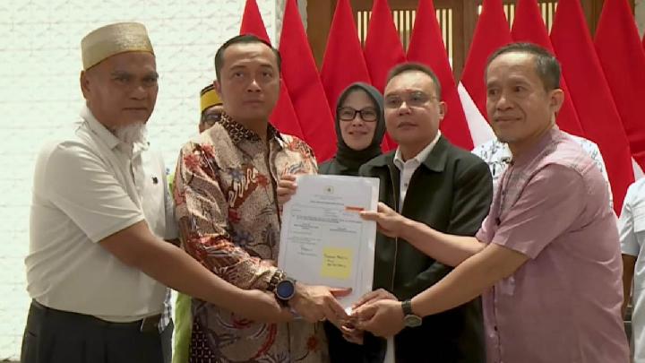 Presiden Prabowo Teken Rehabilitasi Dua Guru Luwu Utara