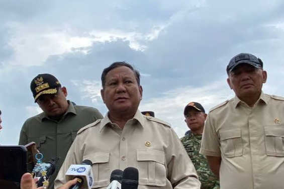 Prabowo Minta Warga Waspada, Listrik di Area Banjir Belum Aman