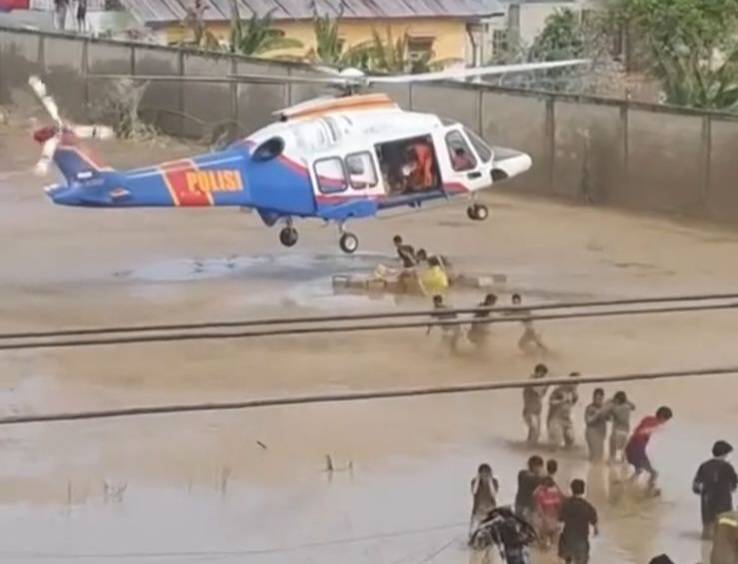 Bantuan Udara Polri Tembus Cuaca Ekstrem Aceh Tamiang