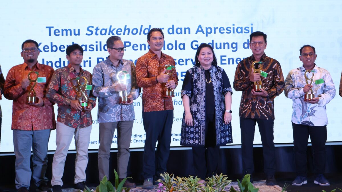 PT Semen Tonasa Diganjar Penghargaan Atas Inovasi Khusus Efisiensi Energi