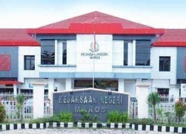 Kejari Maros Tahan Eks Lurah Leang-Leang Terkait Pungli PTSL