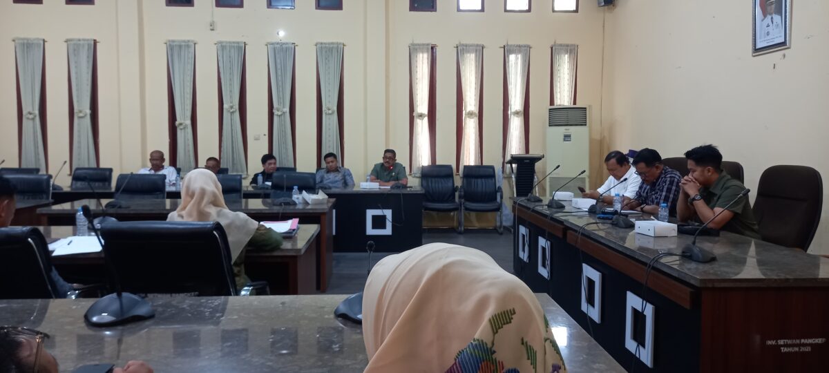 DPRD Pangkep Soroti Tunggakan Gaji Petugas Kebersihan, DLH Diminta Segera Tuntaskan