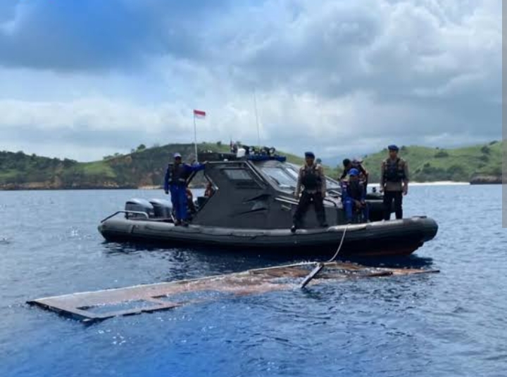 Kecelakaan Laut KLM Putri Sakinah, Dua Awak Kapal Jadi Tersangka
