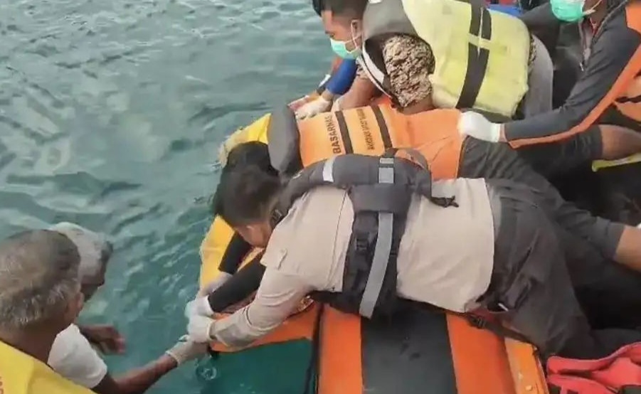 Jenazah Diduga Anak Pelatih Valencia CF Ditemukan di Kapal Pinisi di Perairan Komodo