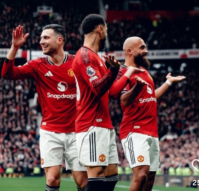 Romero Diusir Wasit, Tottenham Gagal Bendung Manchester United