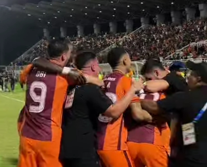 Borneo FC Pesta Gol, Hancurkan Persebaya 5-1 di Stadion Segiri