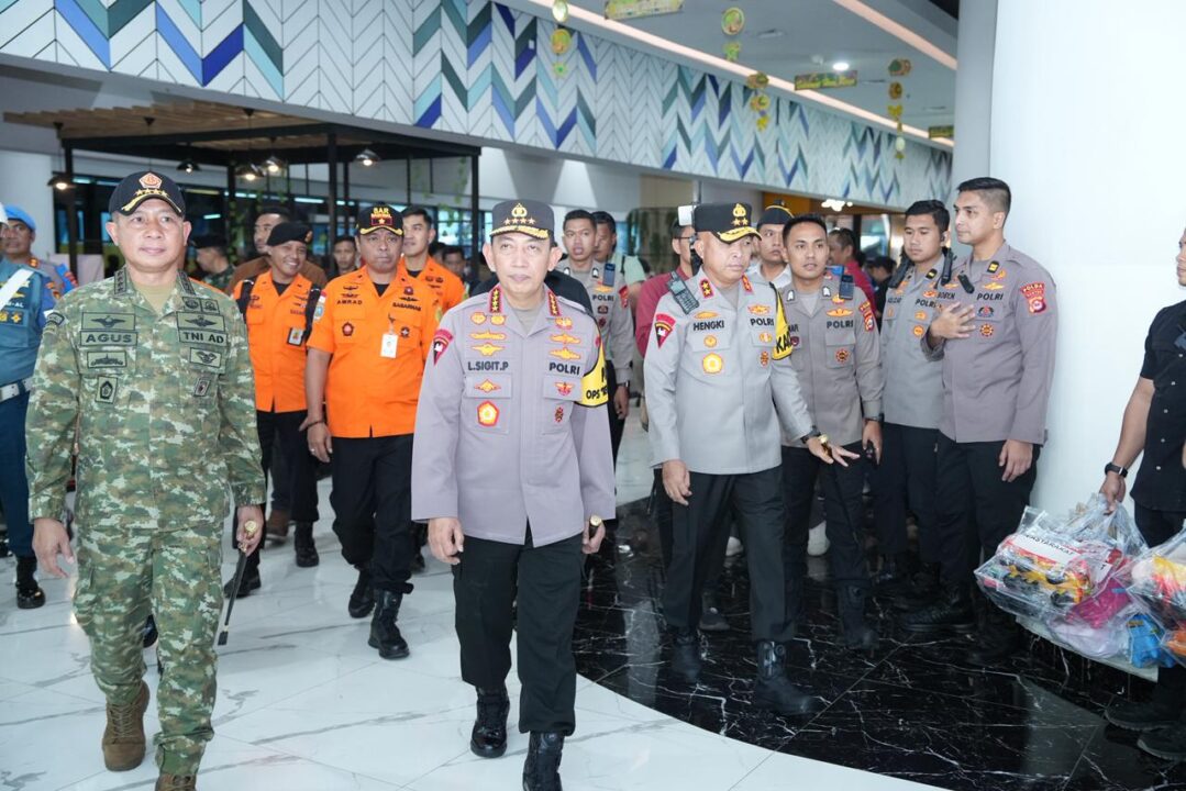 Dukung Kelancaran Mudik, Panglima TNI Bersama Kapolri Tinjau Fasilitas Pelabuhan Merak