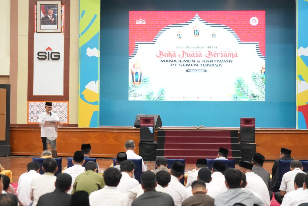 Karyawan dan Karyawati PT Semen Tonasa Menggelar Buka Puasa Bersama