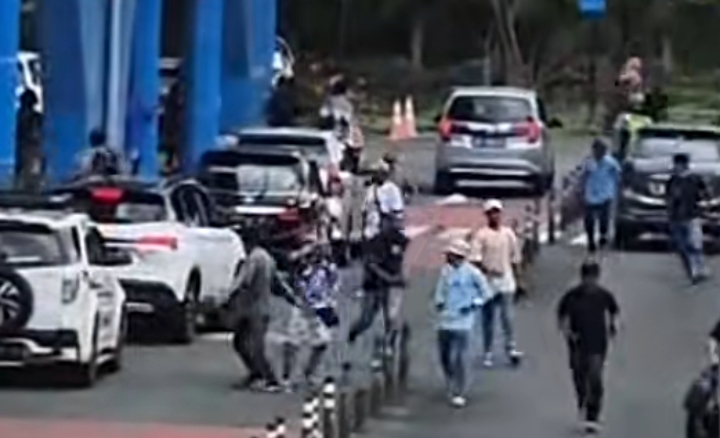 Ketua Golkar Maluku Tenggara Tewas Ditikam di Bandara Karel Sadsuitubun