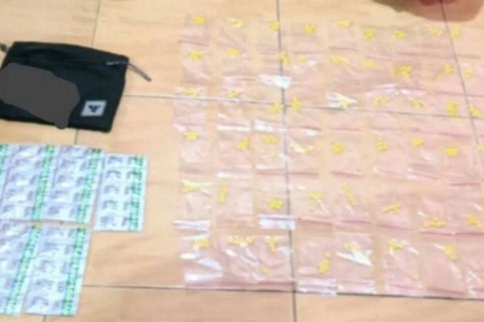 Polres Metro Bekasi Bongkar Peredaran Obat Keras Ilegal di Cikarang Barat, Ratusan Pil Disita