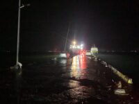Pelabuhan Maccini Baji Gelap Gulita, Seorang Anak Hampir Terjatuh dari Kapal