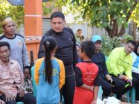 Appi-Melinda Serahkan Sembako dan Genset ke Pulau Terluar Makassar