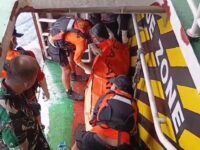 Nelayan Temukan Jenazah Diduga Korban KM Nurul Salsa, Basarnas Lakukan Evakuasi