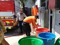 Tindak Lanjut Arahan Wali Kota, BPBD Makassar Salurkan Air Bersih ke 23 Titik di 5 Kecamatan