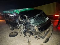 Kecelakaan di PPU: Truk Hino dan Suzuki Pickup Bertabrakan, Satu Pengemudi Luka