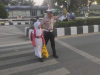 Jalur Zebra Cross SD 002 Bontang Jadi Lintasan Motor, Polisi: Pagi Anggota Ada, Sore Tidak