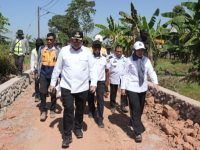 Romang Tangayya Tak Lagi Terisolasi, Appi Bangun Jalan Beton Akses Warga Lebih Mudah