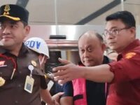Kejagung Sita Rolex, Mobil dan Uang Rp8,43 Miliar dari Tersangka Korupsi MBG