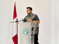 Andi Amar Sulaiman membuka kuliah umum tentang bahaya narkoba dan judi online di Universitas Muslim Maros.