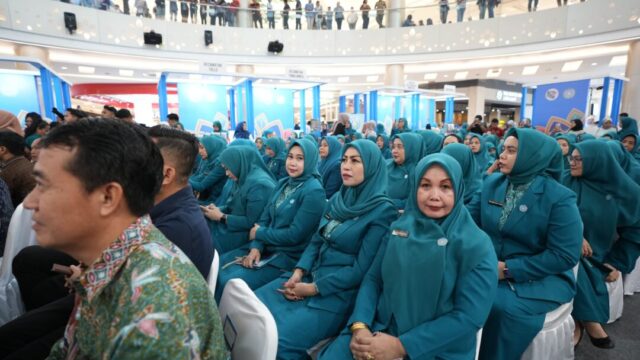 Munafri Arifuddin menutup peringatan HKG PKK ke-54 tingkat Kota Makassar tahun 2026.