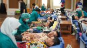 Kegiatan donor darah HUT ke-58 PT Semen Tonasa di Auditorium Semen Tonasa, Pangkep.