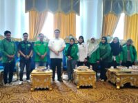 Syamsinar bersama jajaran pengurus DPC PPP Pangkep bersilaturahmi dengan Bupati Yusran Lalogau